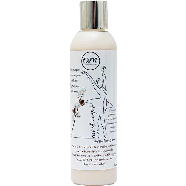 lait de corps hydratant avec l’odeur de coton