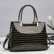 Sac Lotus Bloom