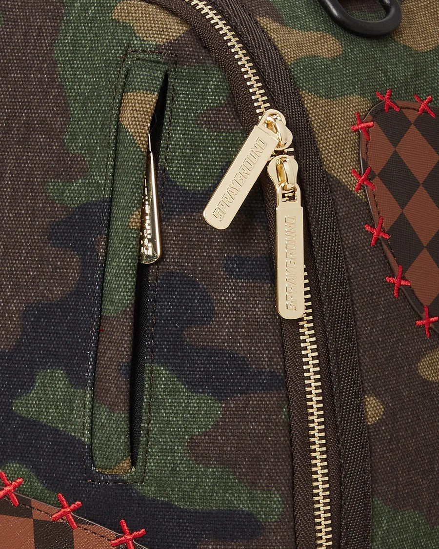 Shark Shape Check Backpack Vert
