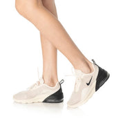 Chaussures Air Max Motion 2 Track et Field Nike