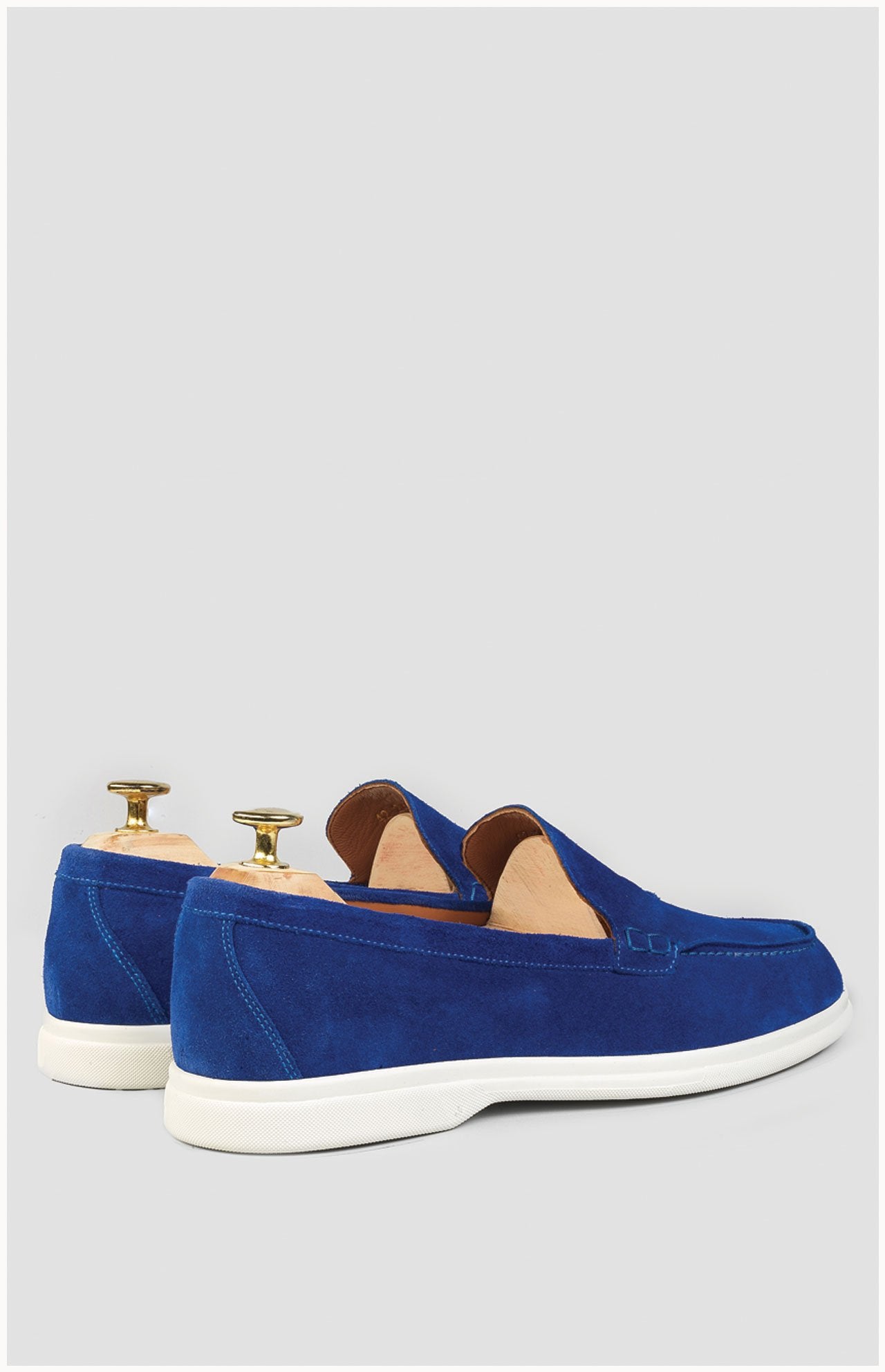 Cannes Daim Bleu Roi