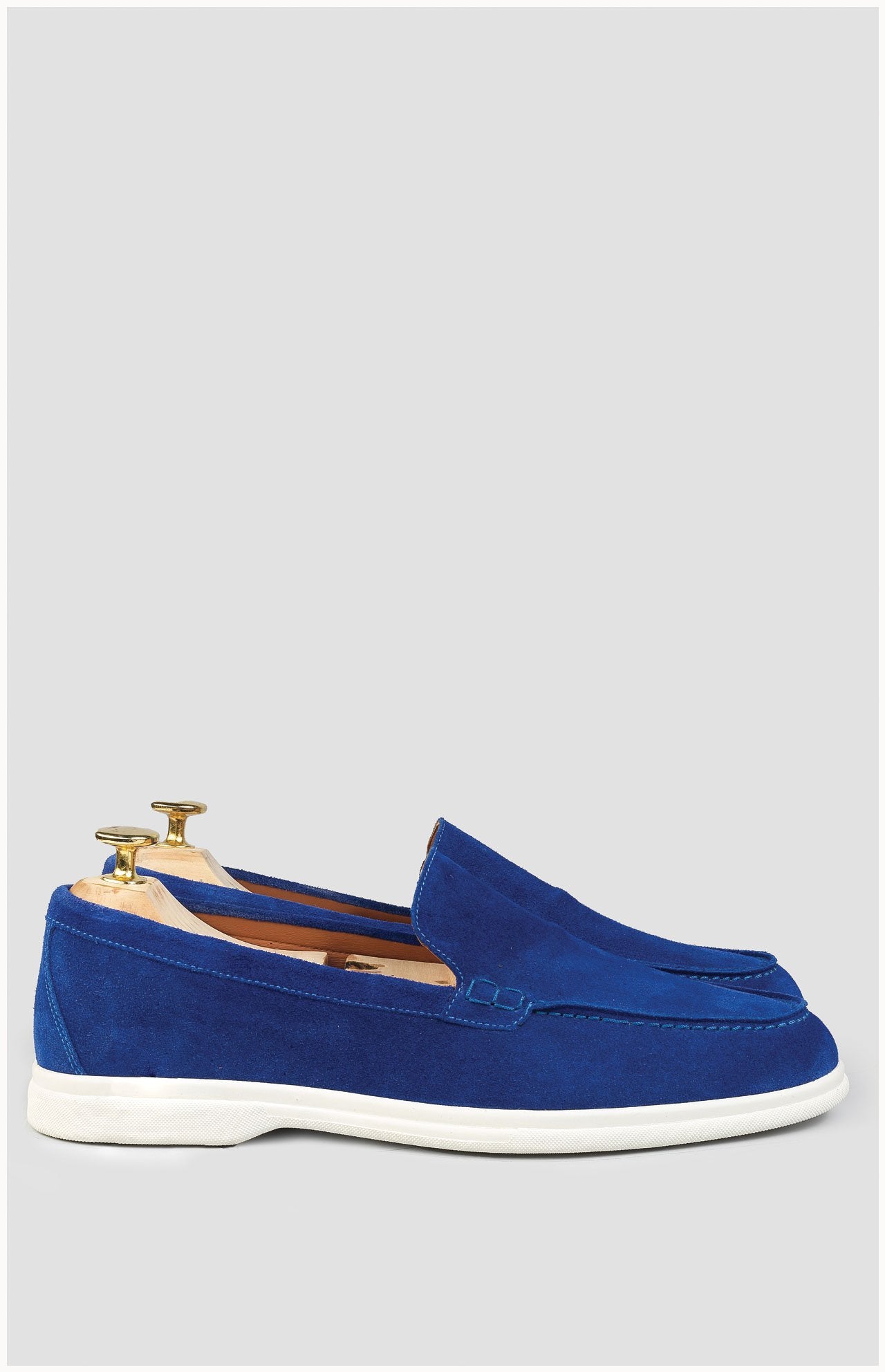 Cannes Daim Bleu Roi