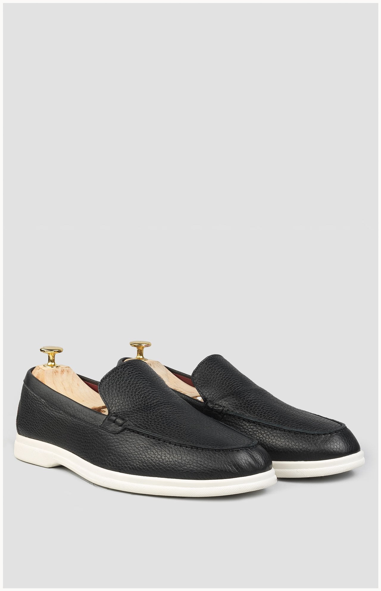 Cannes Cuir Noir Granule