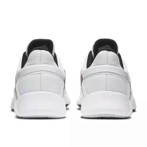 Chaussure Legend Essenlial 2 Nike