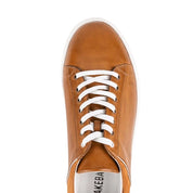 Baskets légères en cuir Leo MAKEBA