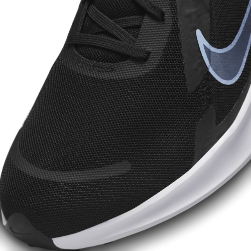 Chaussures Nike quest 5