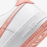 Chaussure Nike Air Force 1 LV8