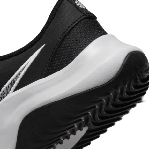 Nike Chaussures Legend Essential 3
