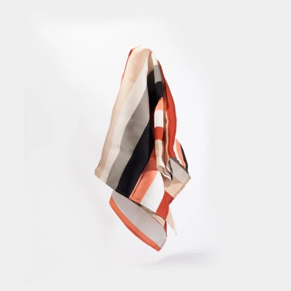 Foulard_Rayure_AwA-600x600-1_2ddaaab1-5925-4fa5-bc70-0672c0da4dc0.jpg