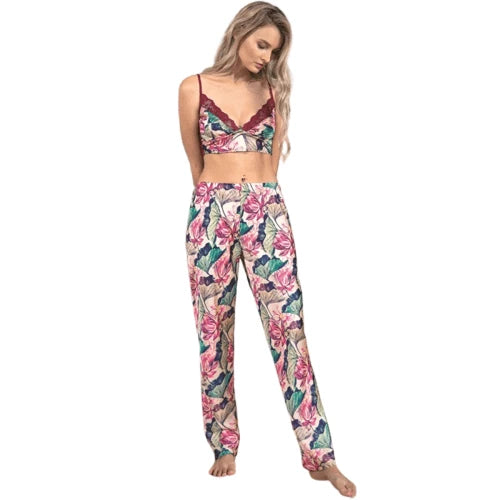 MAN5627-Flowers_ce7a0759-c211-4979-b12a-7064a6082a7f.png