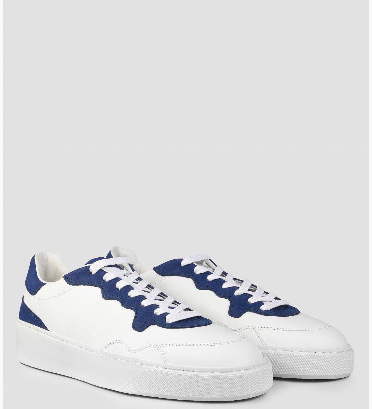 OTIS-BLANC-BLEU-2_05bea59f-47c5-4f3f-8fe7-e2762b5f7b28.jpg