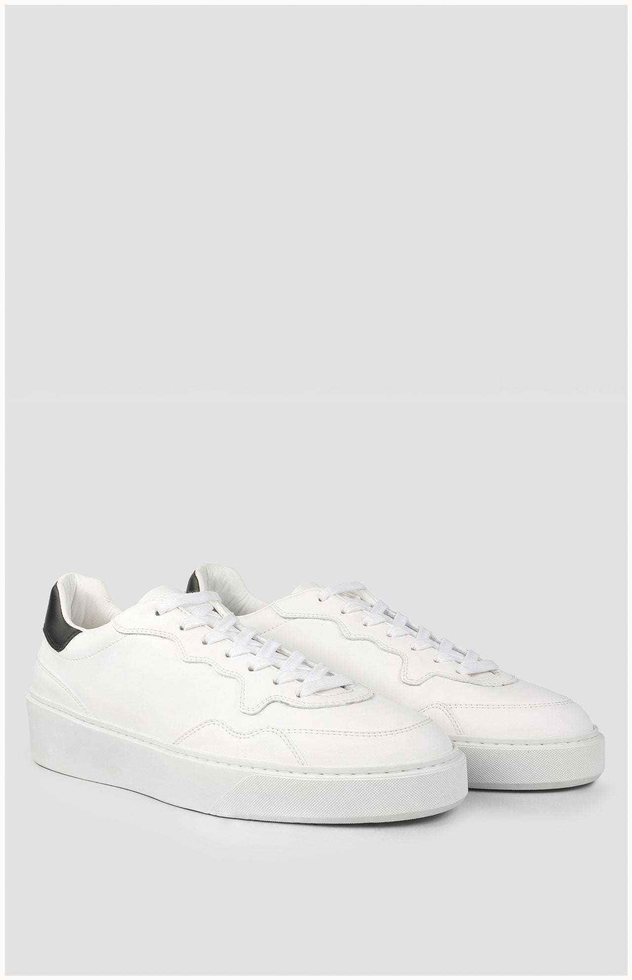 Otis Cuir Blanc Noir