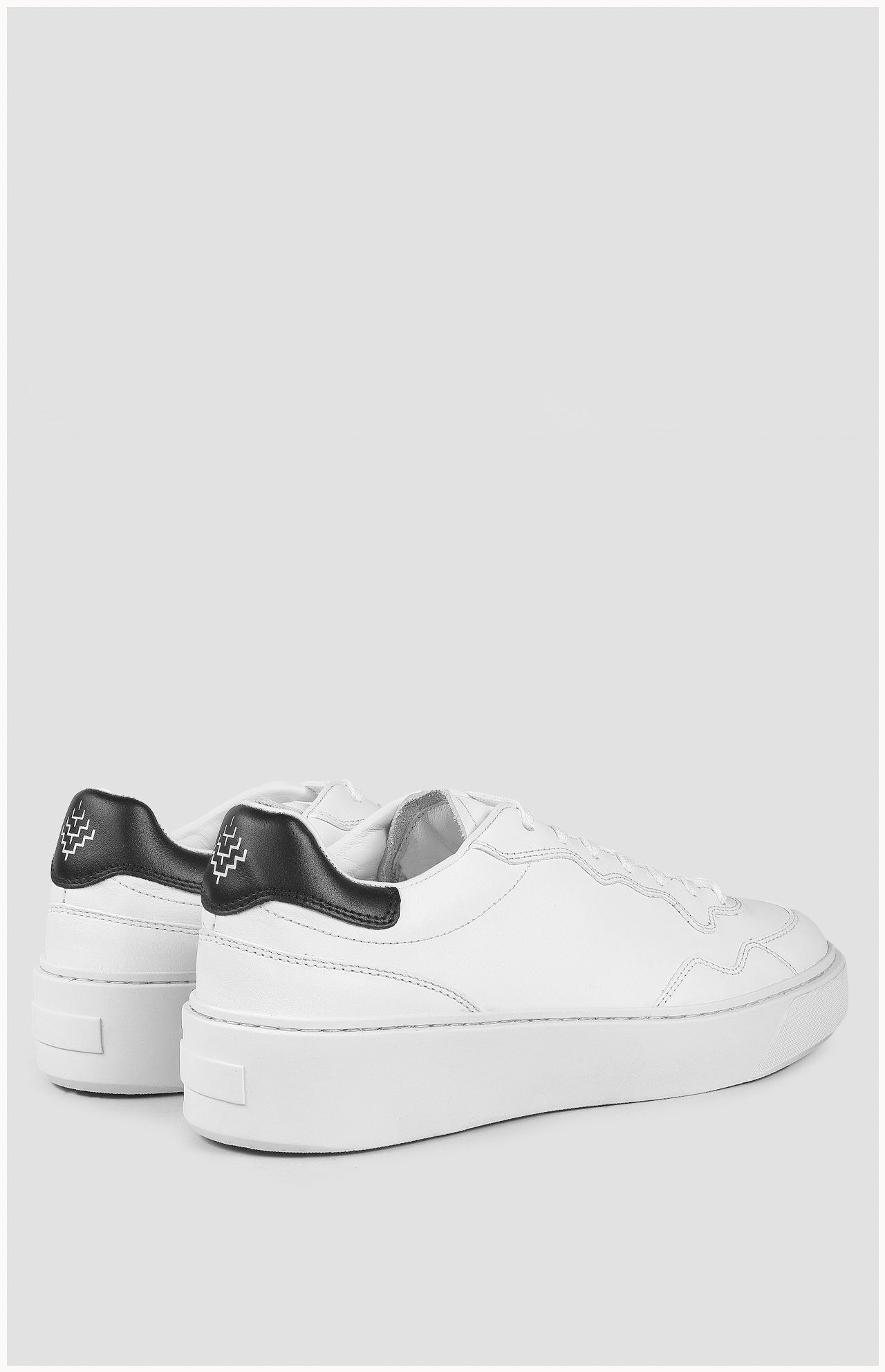 Otis Blanc Noir