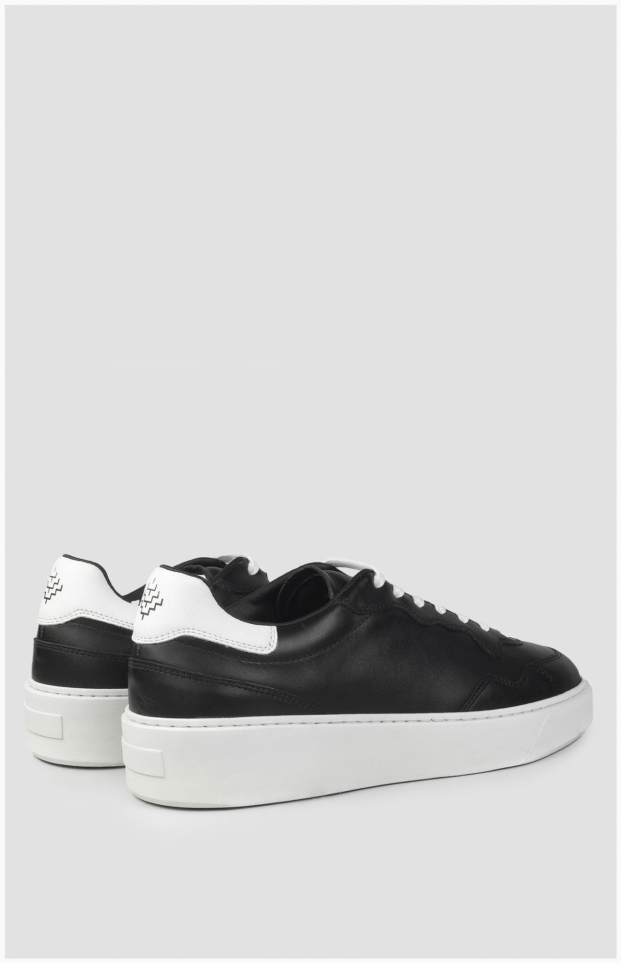 Otis Cuir Noir Blanc