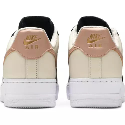 Chaussure Wmns Air Force 1 07 Nike