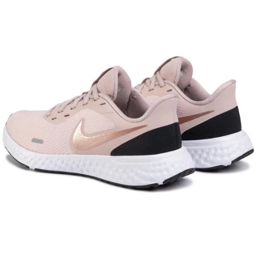 Chaussure de Running Nike Revolution 5