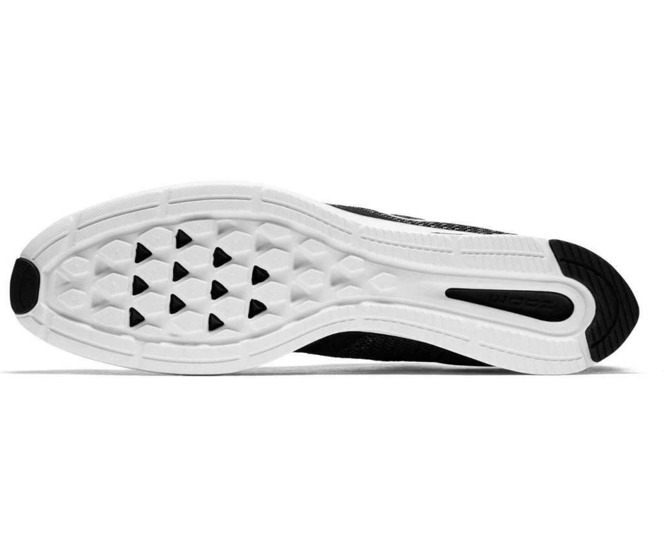 Chaussure Zoom Strike Nike