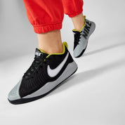 Chaussure Team Hustle Quick 2 Nike