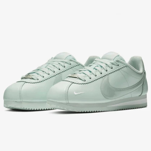 Chaussures Women's Classic Cortez Premium Nike